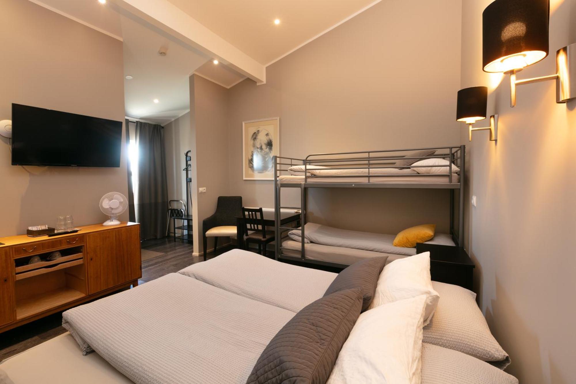 Karuna Guesthouse Saudarkrokur Екстер'єр фото